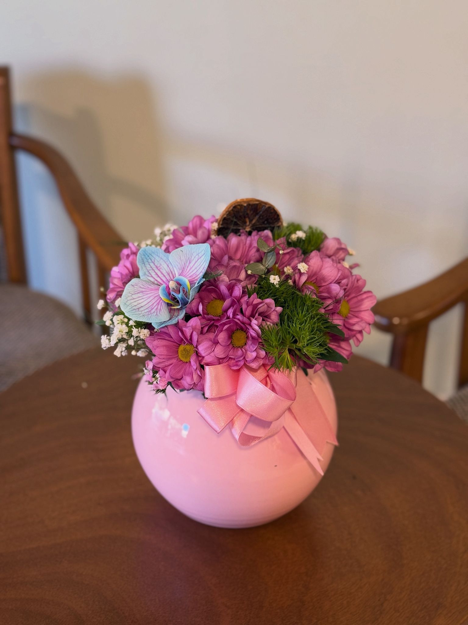 Çiçekçi dükkanı aranjmanları